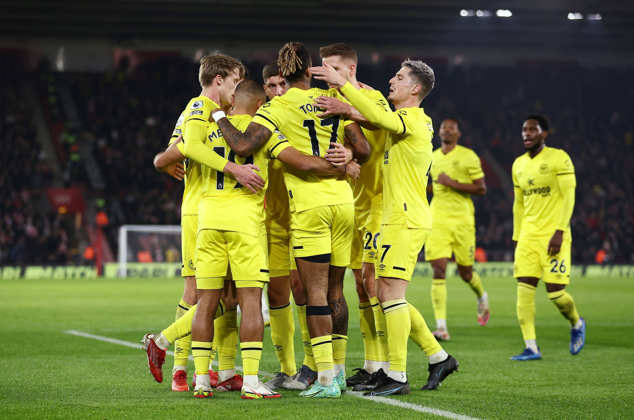 民的参与热 民的参与热